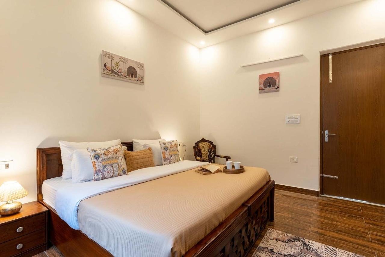 Brookvale Manor By Stayvista - Private Pool Haven With Endless Views & Indoor Fun Sohna المظهر الخارجي الصورة