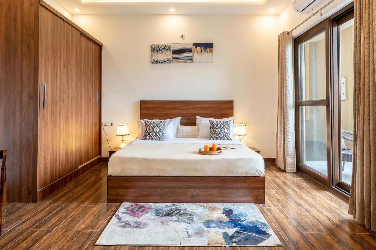 Brookvale Manor By Stayvista - Private Pool Haven With Endless Views & Indoor Fun Sohna المظهر الخارجي الصورة